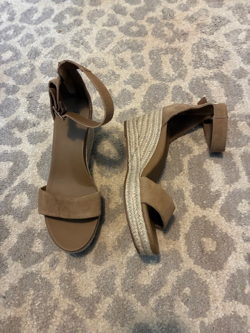 UGG Women’s Aylani Tan Ankle-Strap Espadrille Wedge Sandals - Picture 2 of 5